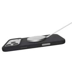 Spigen Iphone 17 Pro|Apple-ETUI IPHONE 17 PRO SILICONE FIT MAG MAGSAFE BLACK