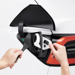 Spigen Tesla-FOLIA OCHRONNA I NAKŁADKA DO PORTU ŁADOWANIA TESLA MODEL Y/3 PROTECTIVE FILM AND WRAP SET FOR CHARGE PORT EU