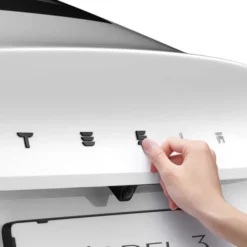 Spigen Tesla-OSŁONA NA LOGO ZNACZEK TESLA MODEL 3 2024 REAR EMBLEM LOGO FULL COVER CARBON