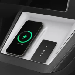 Spigen Ładowarki-OSŁONA TESLA MODEL Y 2025 WIRELESS CHARGING PAD COVER WHITE